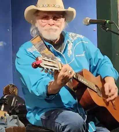 Tommy Alverson Musician